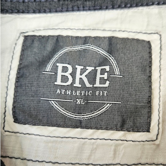 Mens BKE Athletic Fit Button Down Shirt Size XL White Long Sleeve Western Cotton - Picture 3 of 8